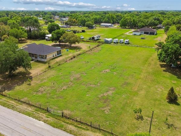 2805 MEDULLA ROAD , PLANT CITY, FL 33566