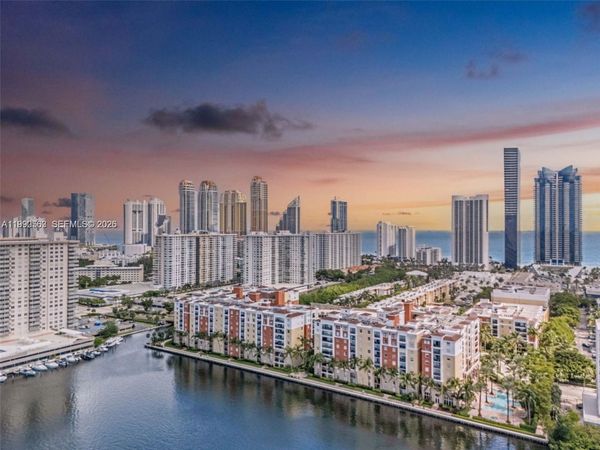17150 N Bay Rd , Unit 2705, Sunny Isles Beach, FL 33160