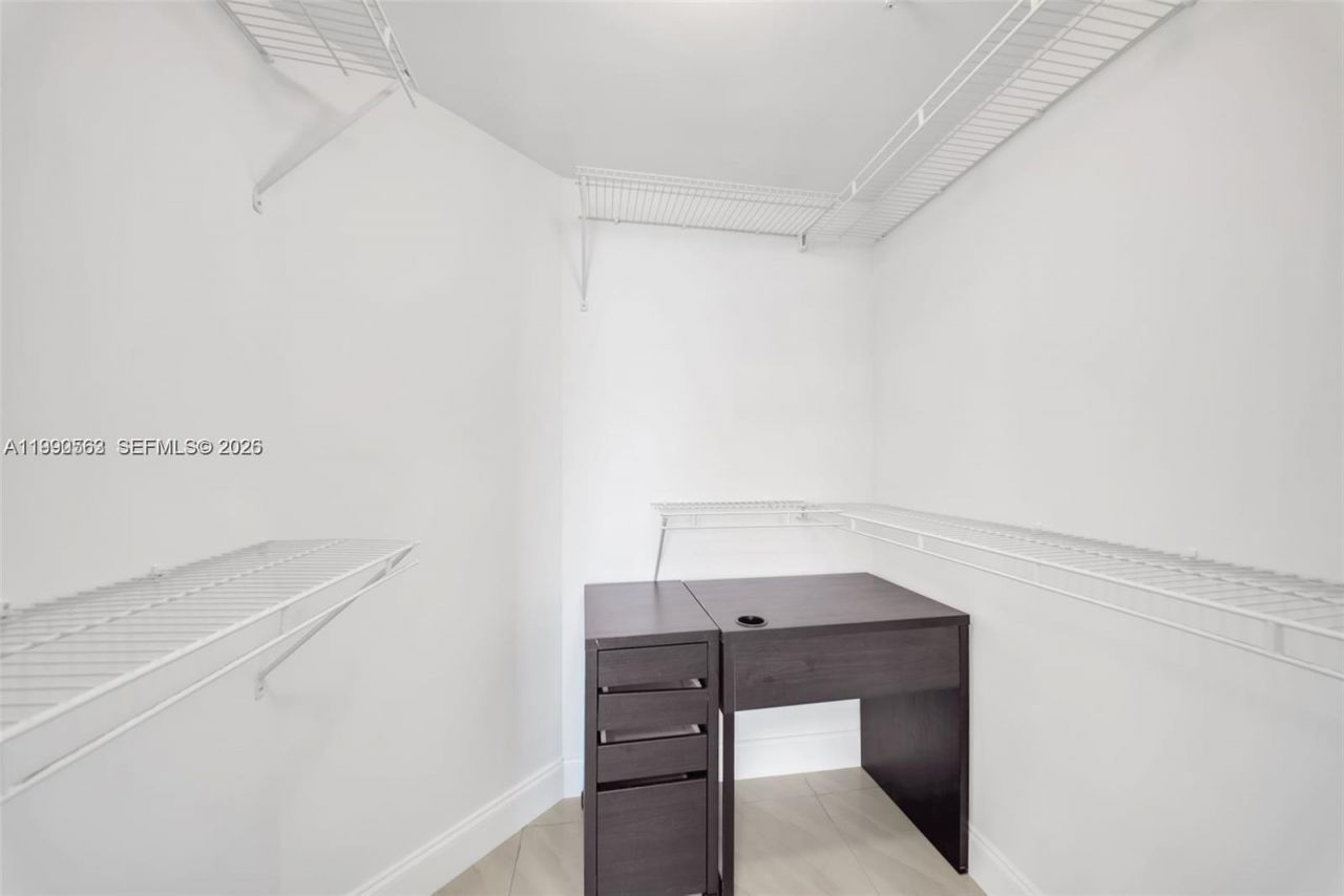 17150 N Bay Rd , Unit 2705, Sunny Isles Beach, FL 33160 Photo