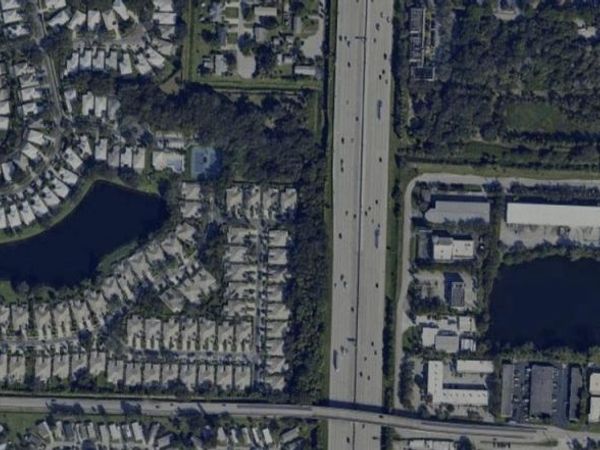 4047 Grove Point Road , Palm Beach Gardens, FL 33410