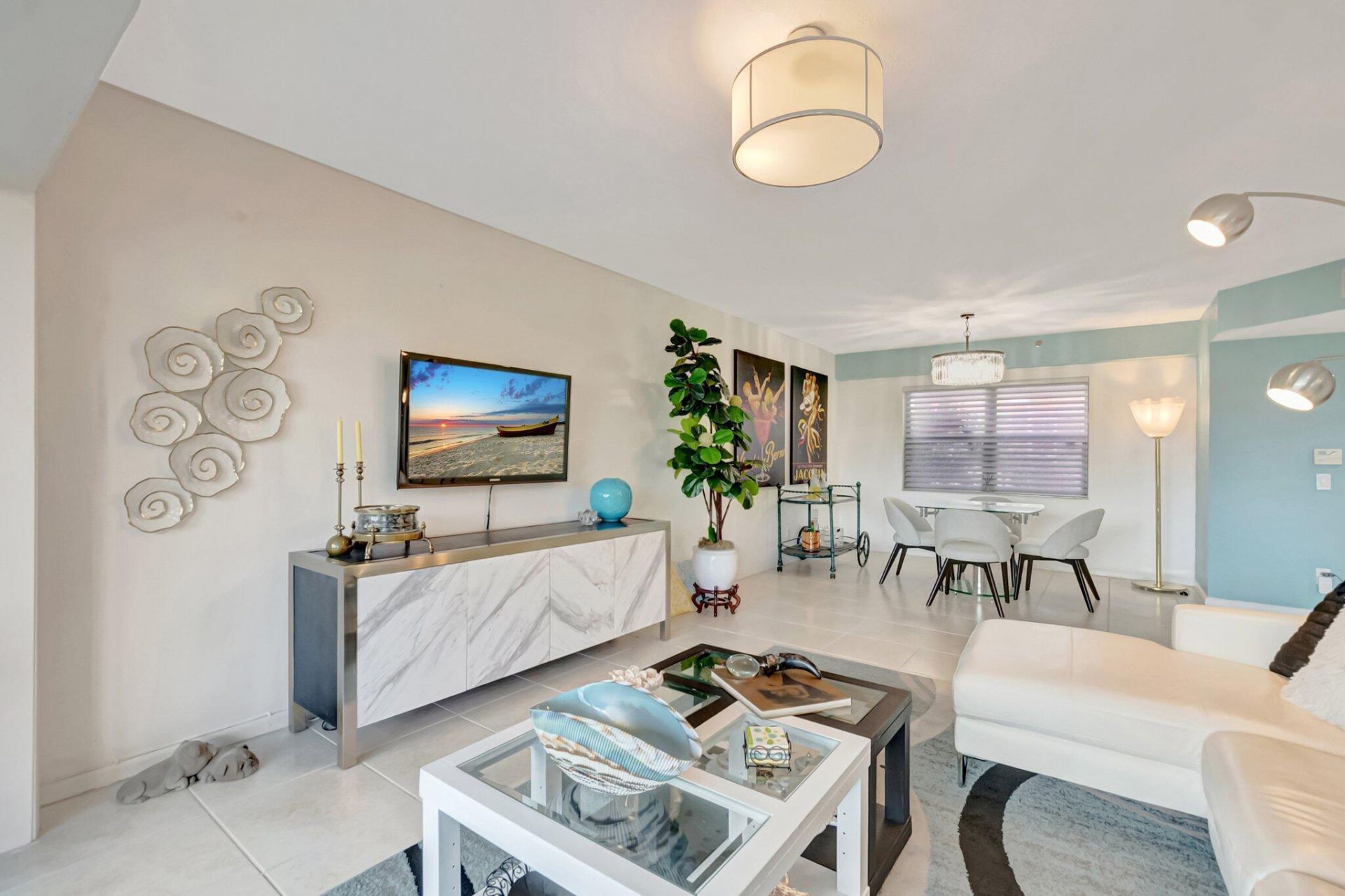 7507 La Paz Boulevard, Unit 202, Boca Raton, FL 33433 Photo