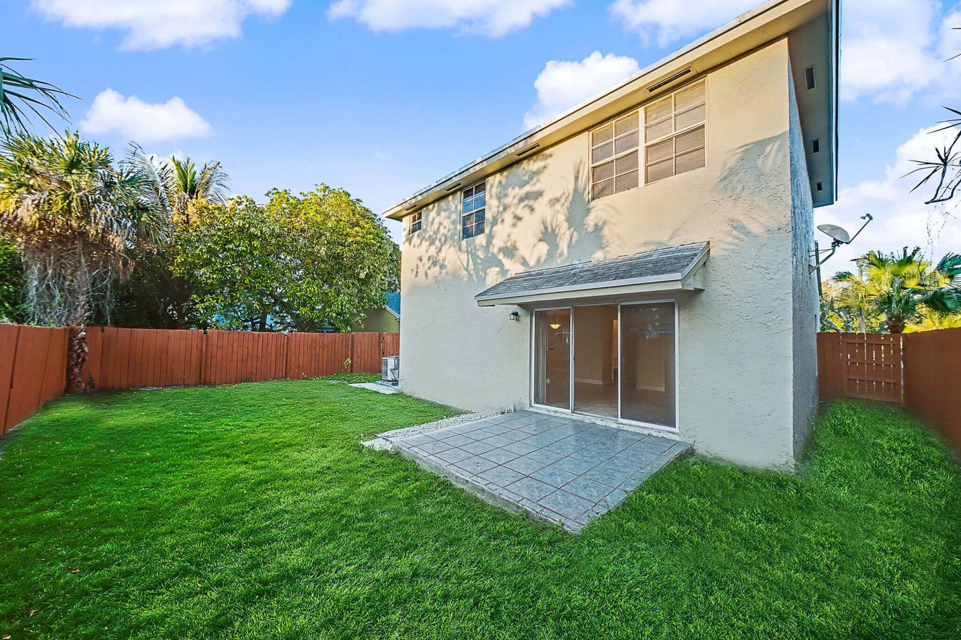 5789 Woodland Point Drive, Tamarac, FL 33319 Photo