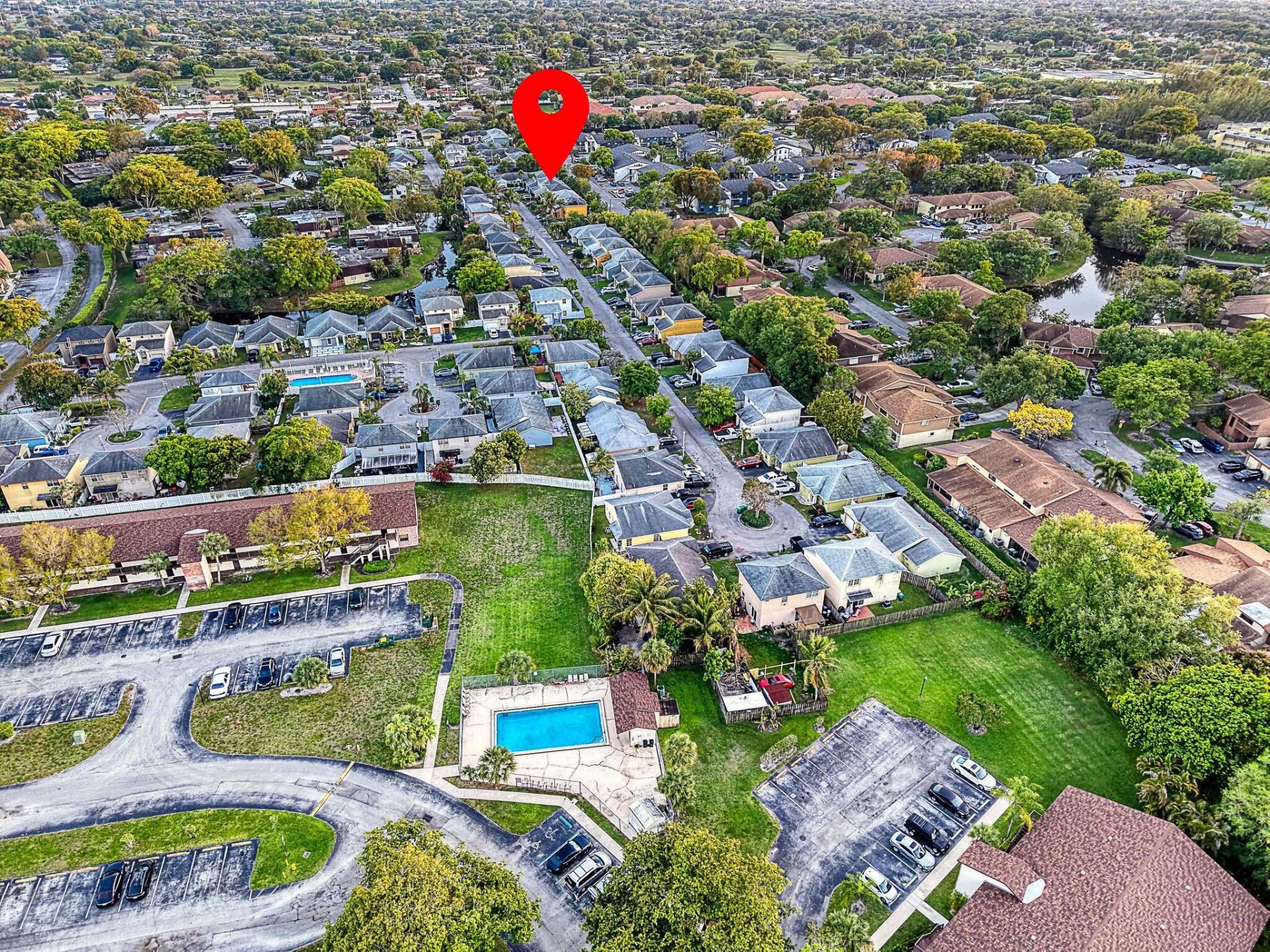 5789 Woodland Point Drive, Tamarac, FL 33319 Photo