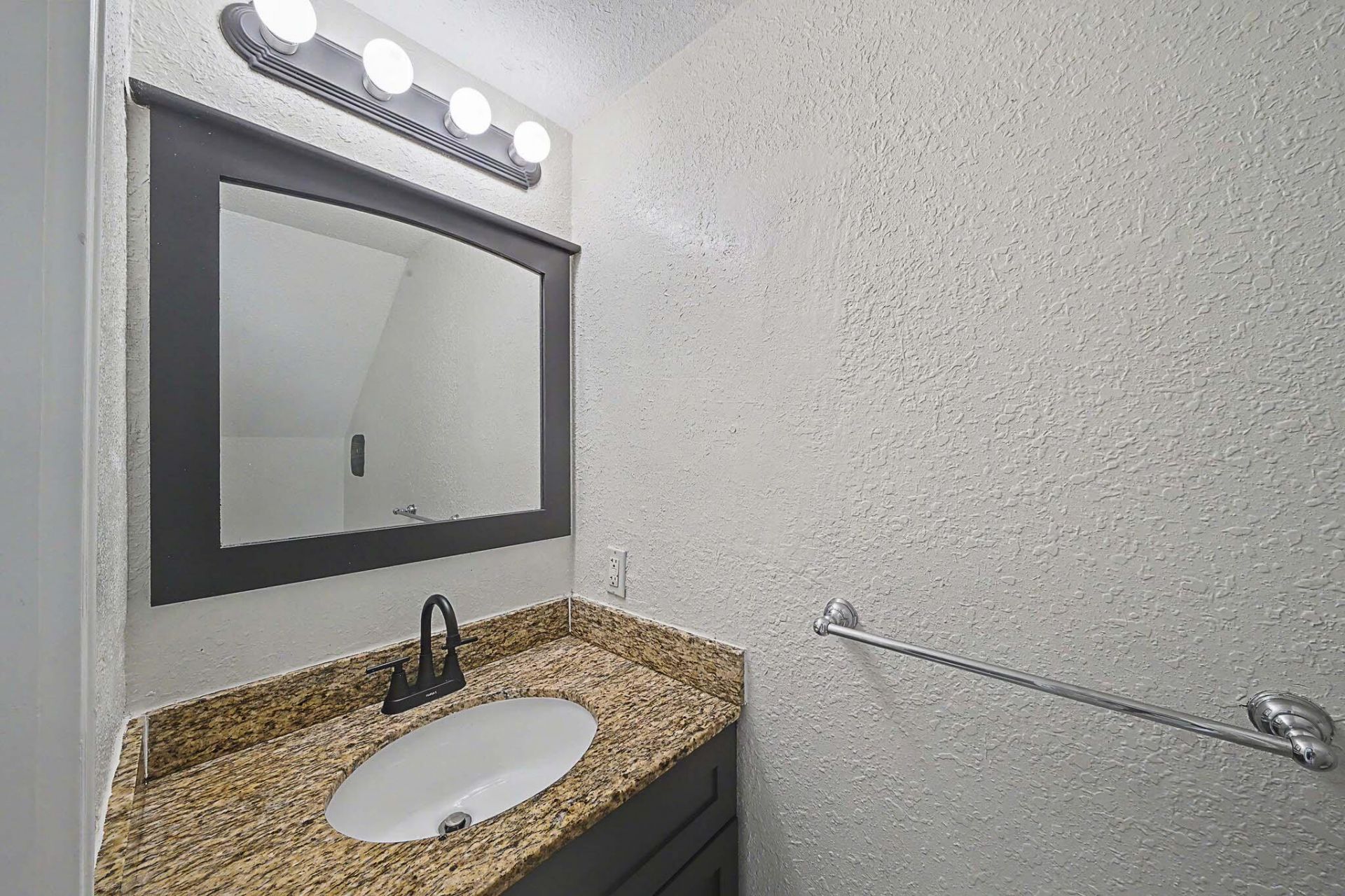 5789 Woodland Point Drive, Tamarac, FL 33319 Photo