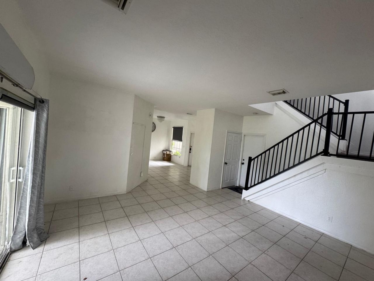 5665 NW 117th Avenue, Coral Springs, FL 33076 Photo