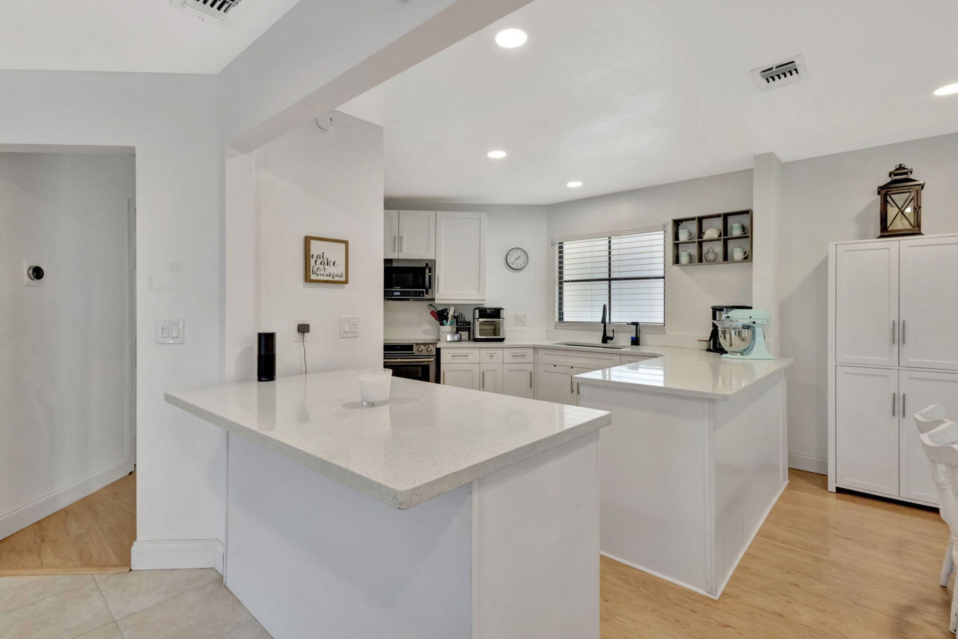 146 Weybridge Circle, Unit B, Royal Palm Beach, FL 33411 Photo