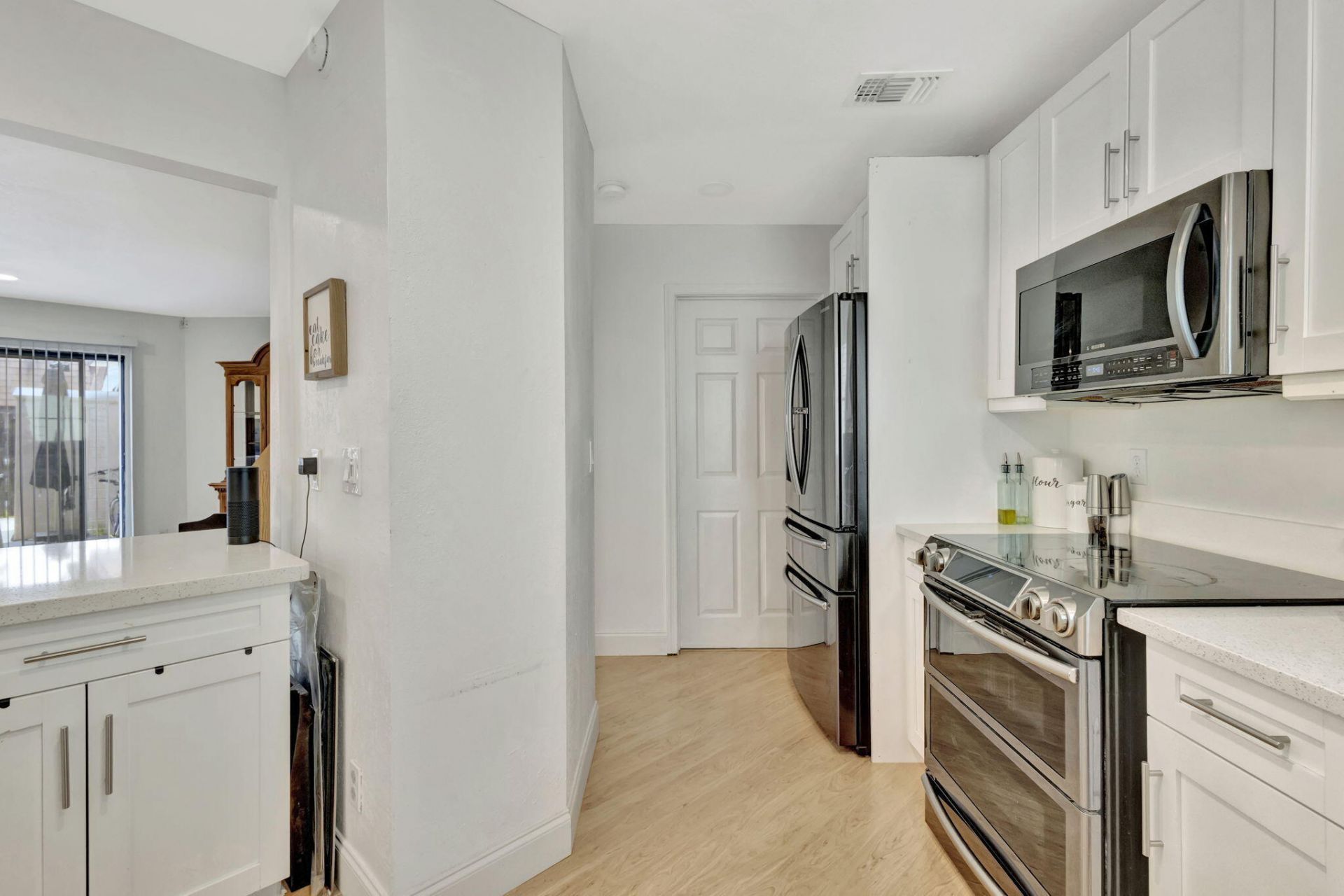 146 Weybridge Circle, Unit B, Royal Palm Beach, FL 33411 Photo