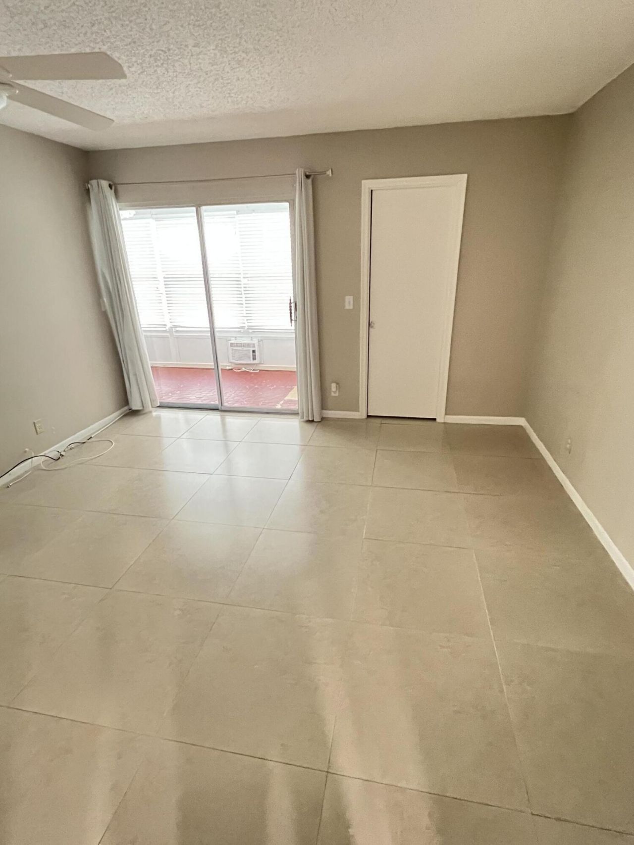 413 Greenbrier A, West Palm Beach, FL 33417 Photo