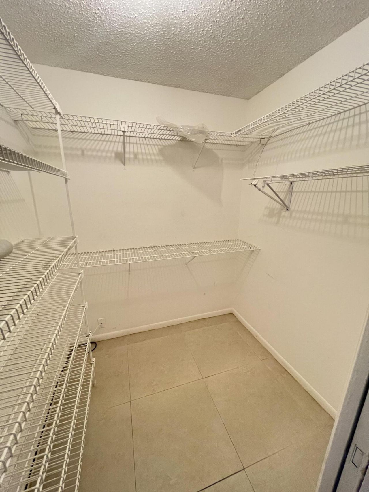 413 Greenbrier A, West Palm Beach, FL 33417 Photo