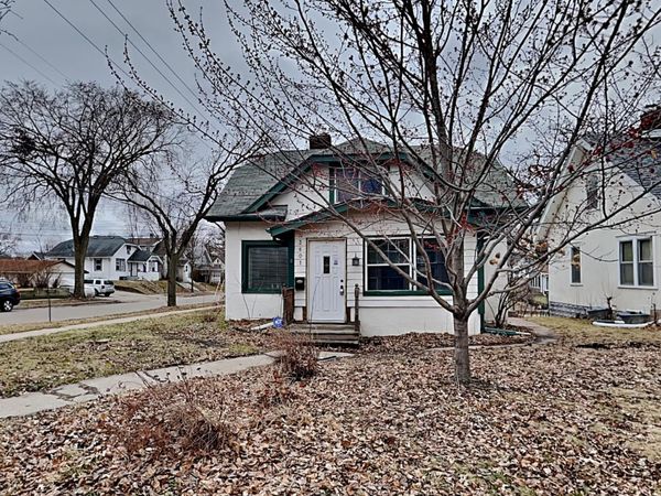 3601 Thomas Avenue N, Minneapolis, MN 55412
