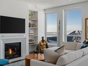 1111 W River Parkway, Unit 24A, Minneapolis, MN 55415