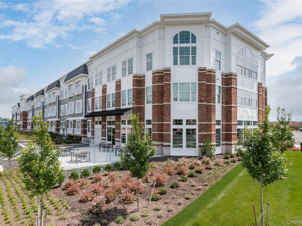 75 E Hoffman Avenue , Unit 2009, Lindenhurst, NY 11757