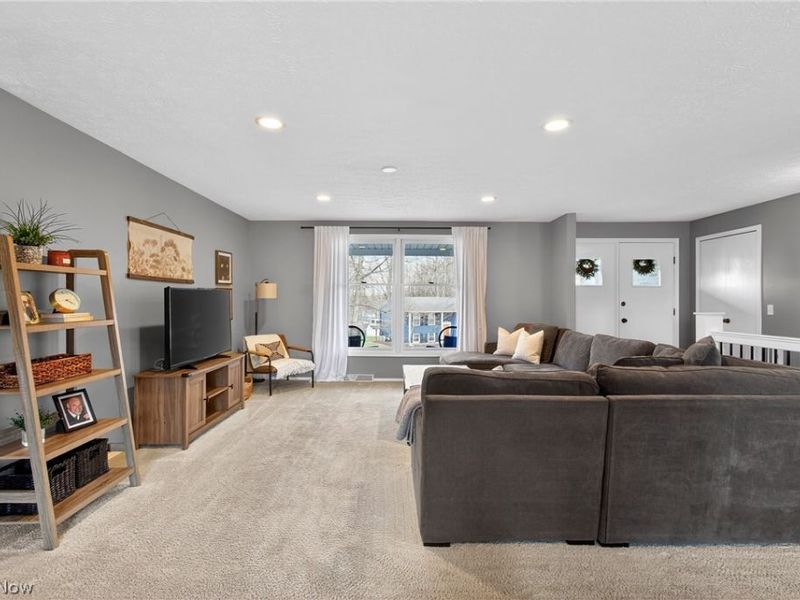 2053 Ironwood Circle NE, Massillon, OH 44646 Photo 11