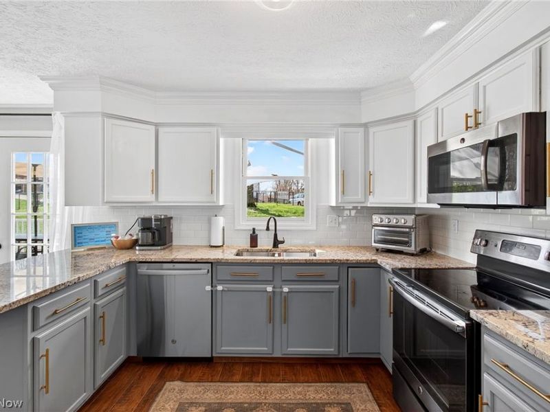 2053 Ironwood Circle NE, Massillon, OH 44646 Photo 14