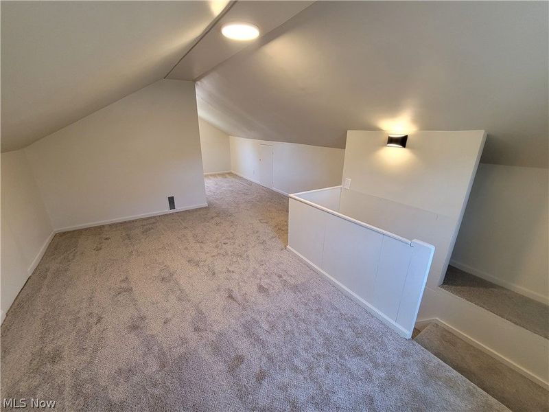 923 Russell Avenue, Akron, OH 44307 Photo 17