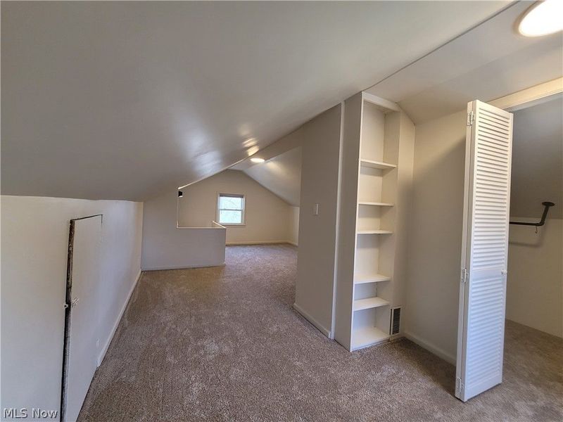 923 Russell Avenue, Akron, OH 44307 Photo 18