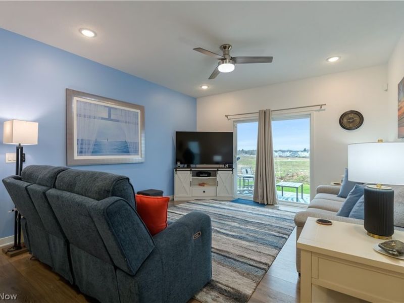 435 Honeycrisp Drive NE, Louisville, OH 44641 Photo 16