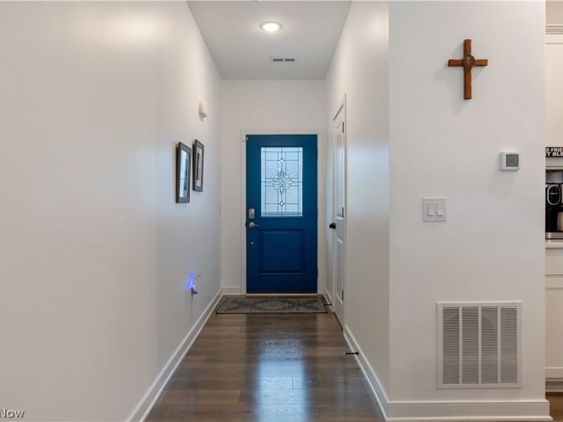 435 Honeycrisp Drive NE, Louisville, OH 44641 Photo 6