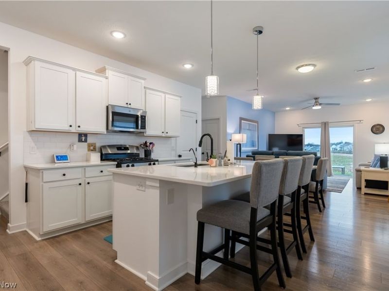 435 Honeycrisp Drive NE, Louisville, OH 44641 Photo 7