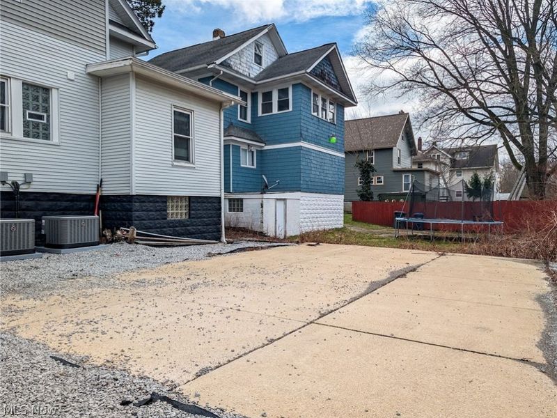 1268 Pondview Avenue, Unit A, Akron, OH 44305 Photo 18