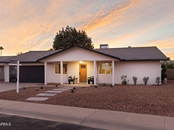 11830 S EAGLEMAN Drive, Phoenix, AZ 85044