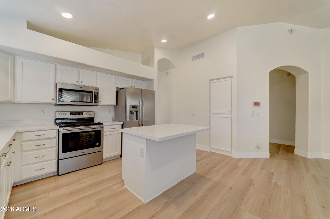 1476 E Sierra Madre Avenue, Gilbert, AZ 85296 Main Photo