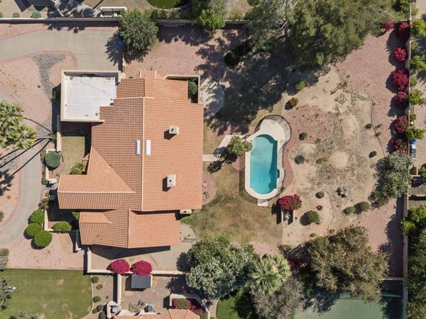 9814 N 53RD Place, Paradise Valley, AZ 85253