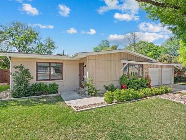 3401 Cromart Avenue, Fort Worth, TX 76133