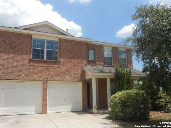 3702 Sumantra Cliff, San Antonio, TX 78261