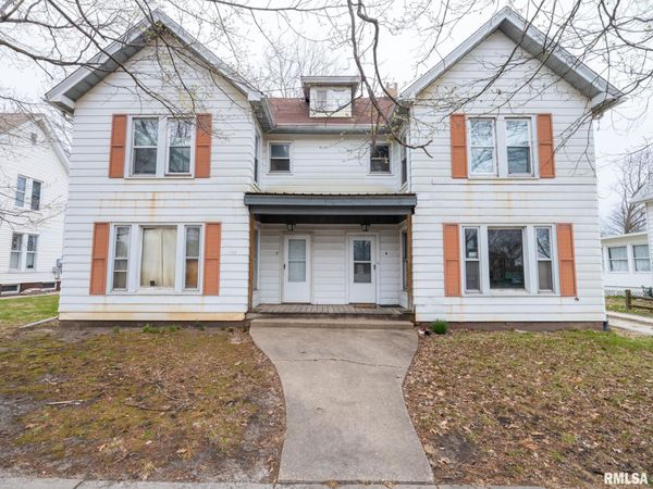 503 W MAIN Street, Elmwood, IL 61529