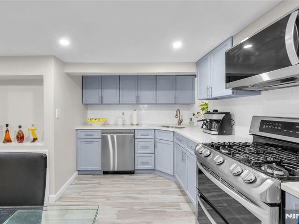 4319 Durham Avenue, NORTH BERGEN, NJ 07047