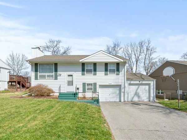 18508 E 8th Street, Independence, MO 64056