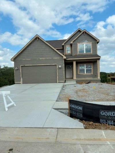 16192 Ryan Circle, Parkville, MO 64152 Main Photo