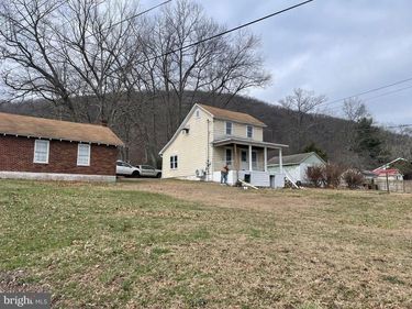 197 LAVELLE ROAD, ASHLAND, PA 17921