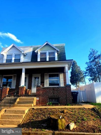 612 Crescent Avenue, Reading, PA 19605 Main Photo