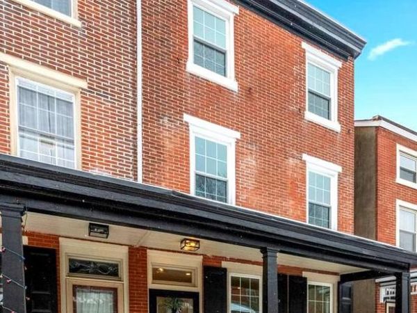 222 W BARNARD STREET, WEST CHESTER, PA 19382