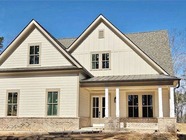 172 Cherokee Drive S, Waleska, GA 30183