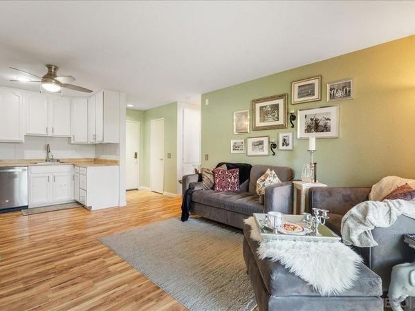 6350 Genesee Ave., Unit #115, San Diego, CA 92122