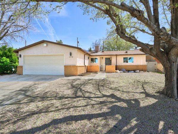 1228 La Charles Drive NE, Albuquerque, NM 87112