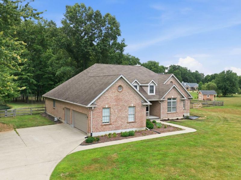7577 Misty Woods Court, Salem Township, OH 45152 Photo 5
