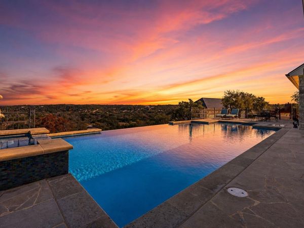 306 Napa CT, Driftwood, TX 78619