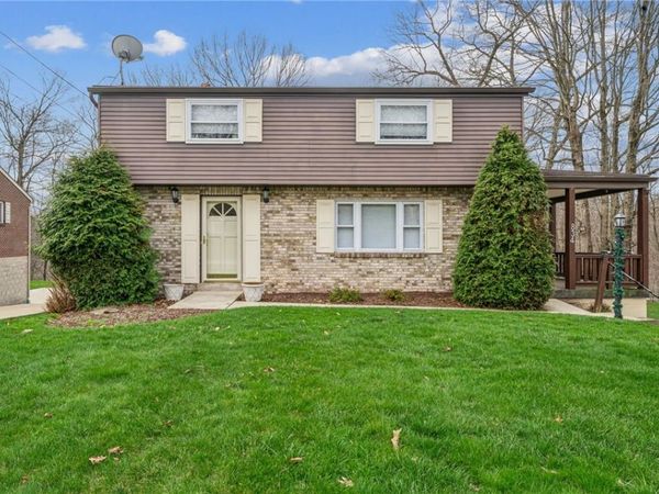 834 Blue Ridge Rd, Pittsburgh, PA 15239