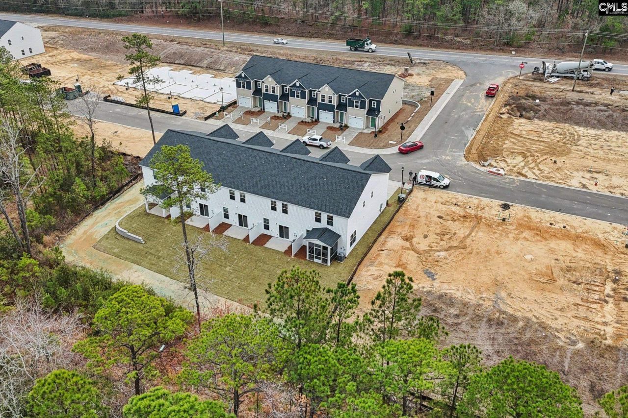 2016 Armada Road Photo 15