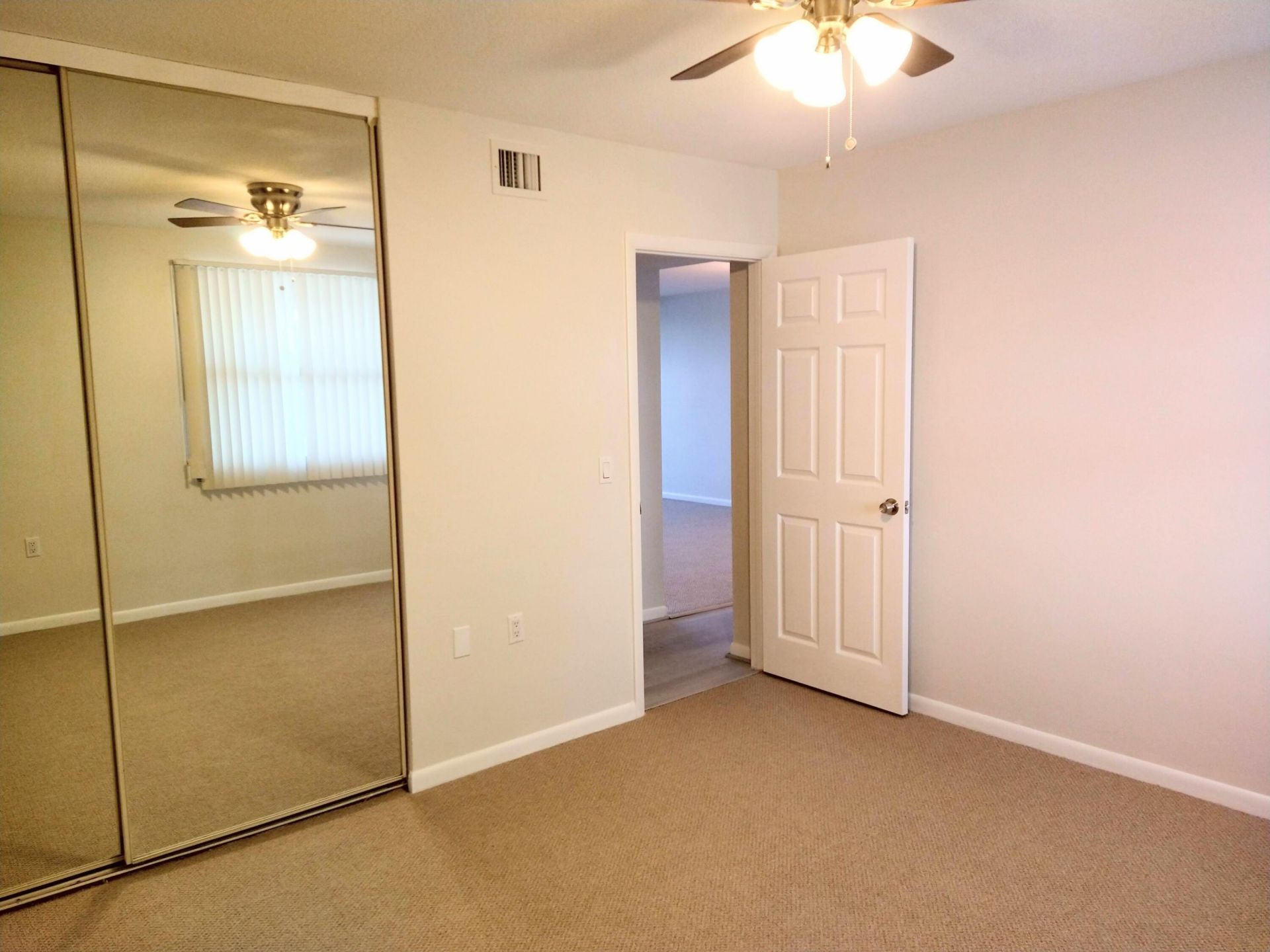 3501 Village Boulevard, Unit 403, West Palm Beach, FL 33409 Photo