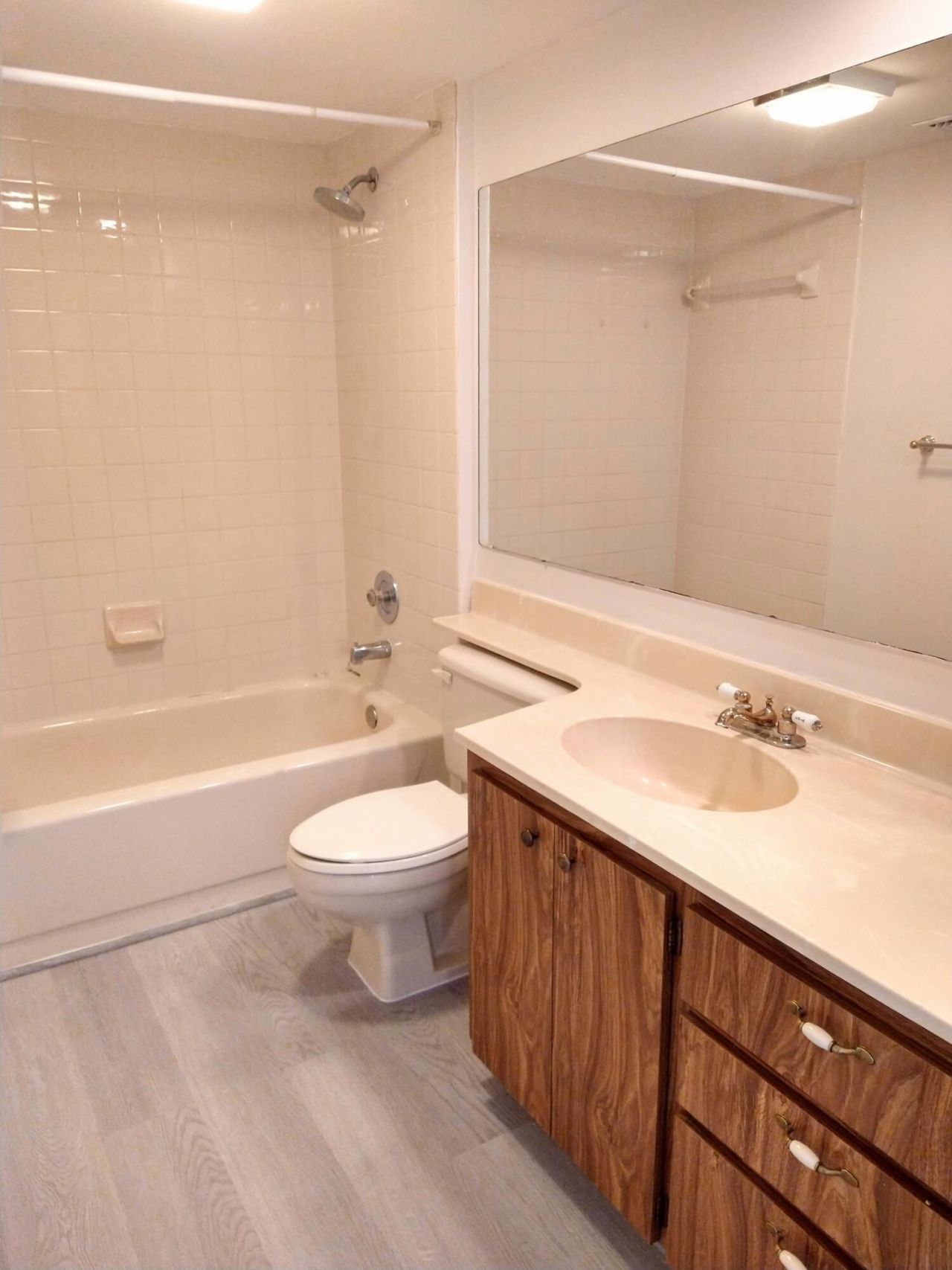 3501 Village Boulevard, Unit 403, West Palm Beach, FL 33409 Photo