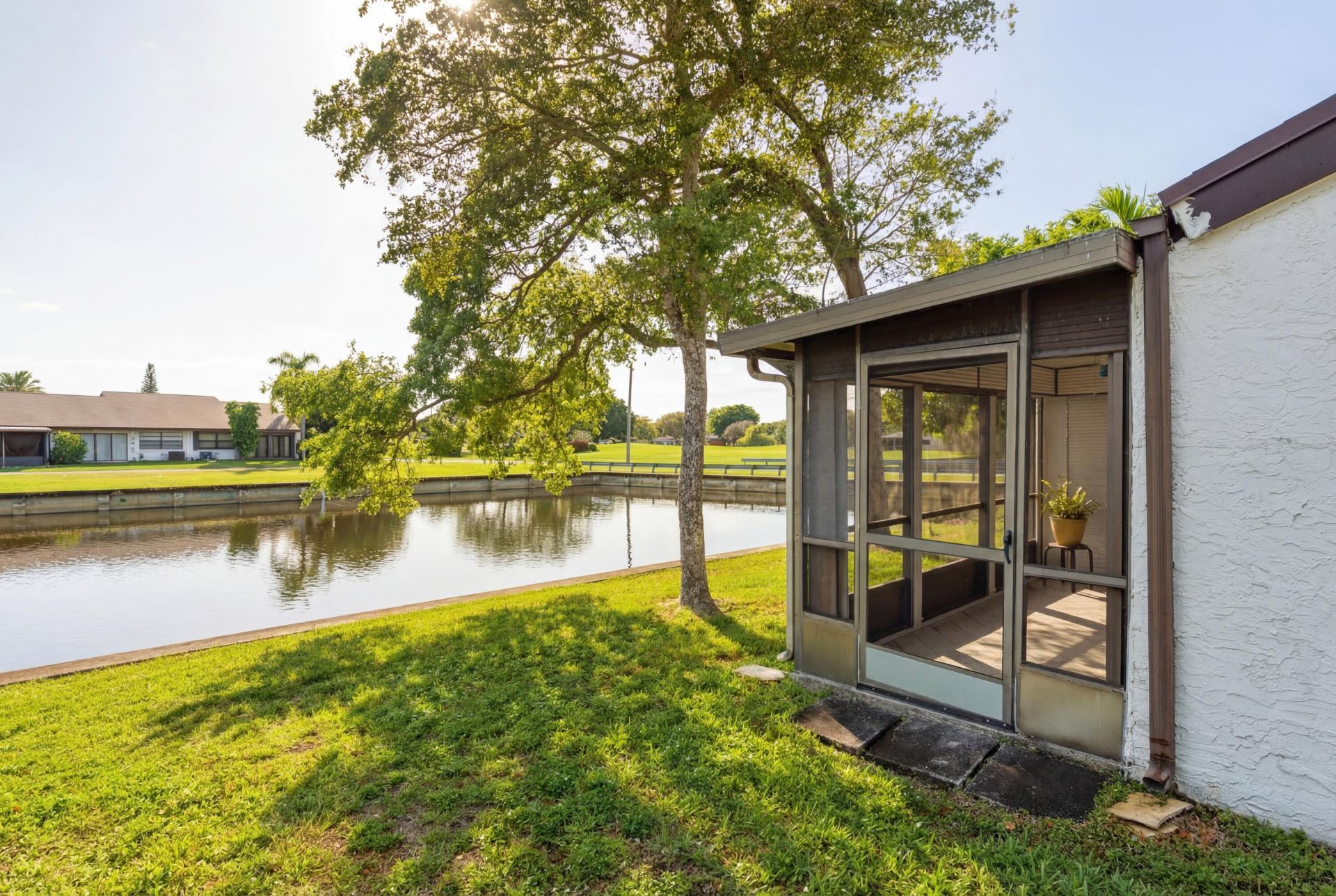 6375 W Pinehurst Cir Circle, Unit D38, Tamarac, FL 33321 Photo