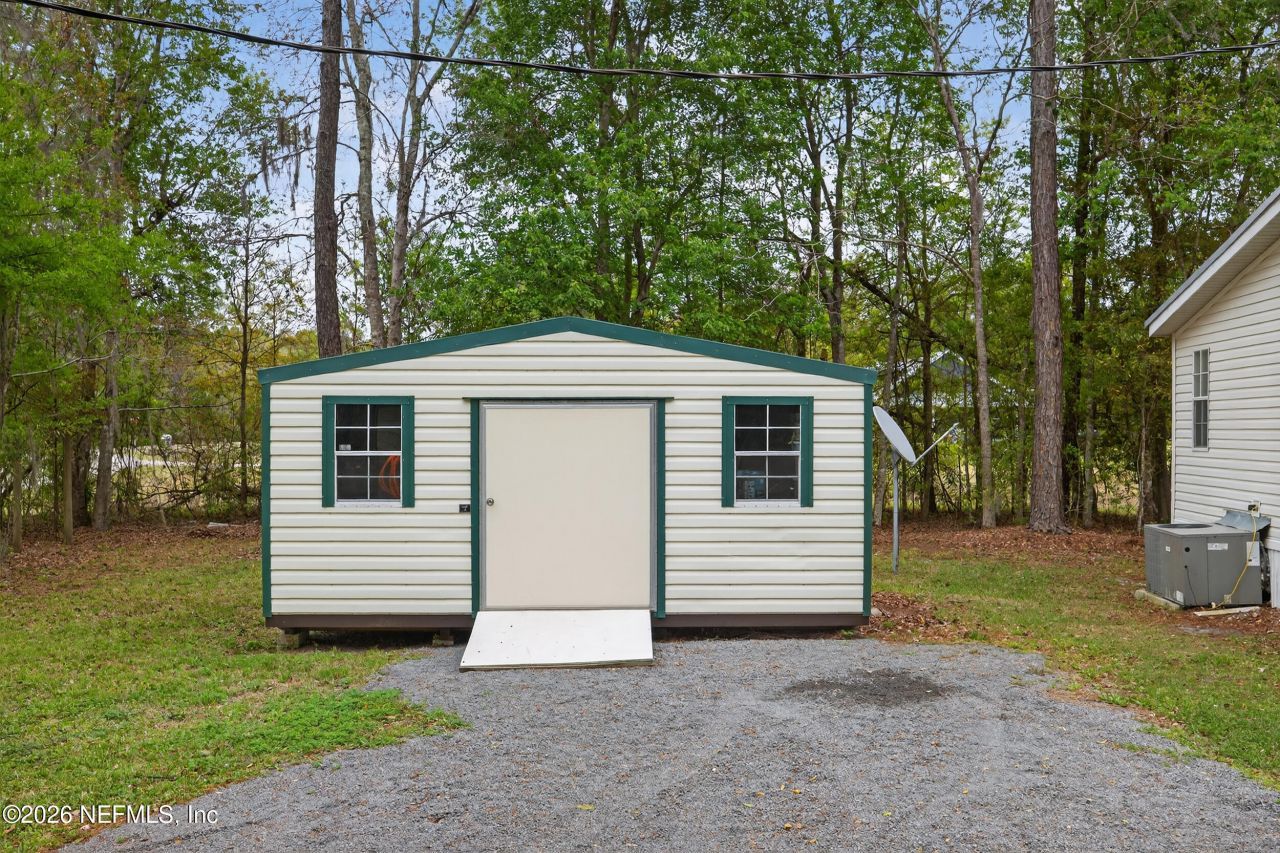 2858 NW 233rd Street, Lawtey, FL 32058 Photo