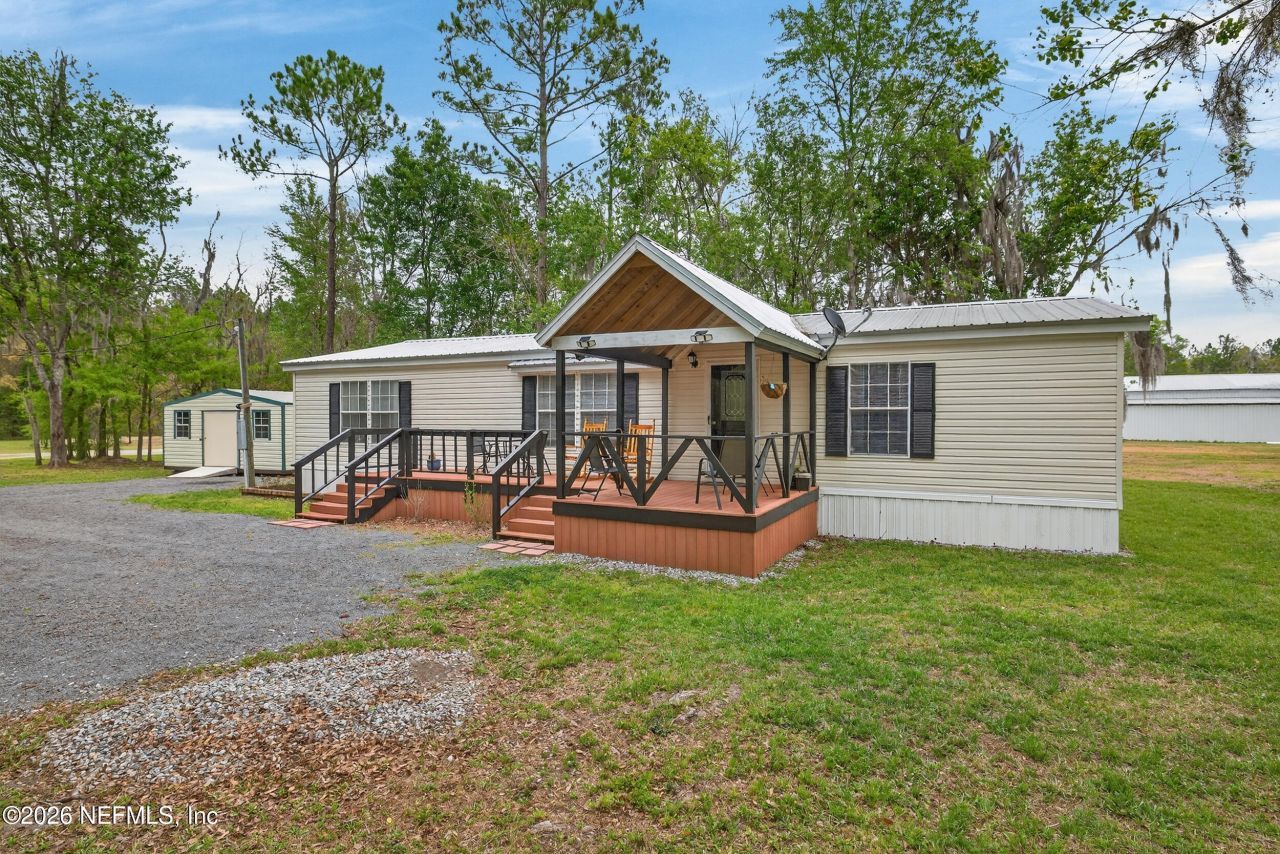 2858 NW 233rd Street, Lawtey, FL 32058 Photo