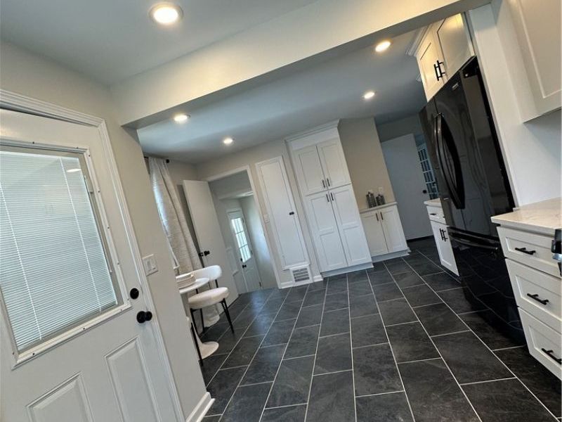 19314 Muskoka Avenue, Cleveland, OH 44119 Photo 7