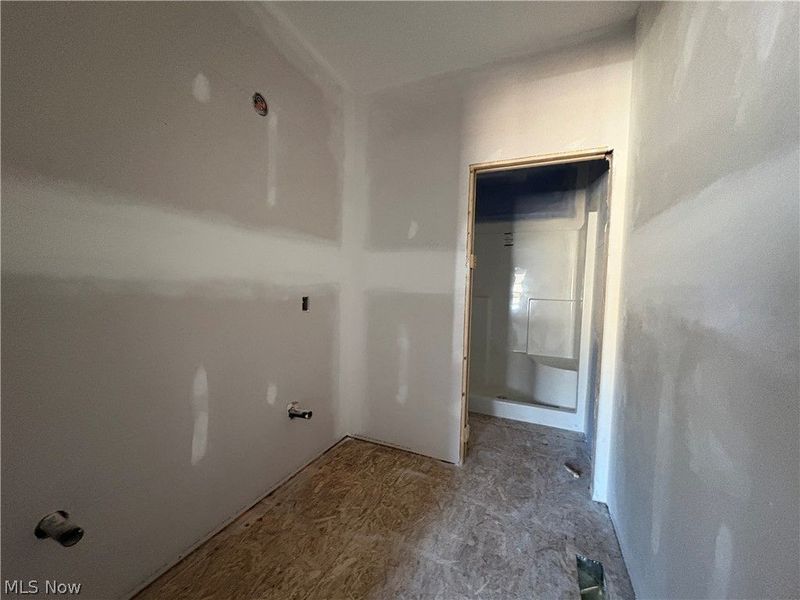 111 Crimson Circle, Dover, OH 44622 Photo 8